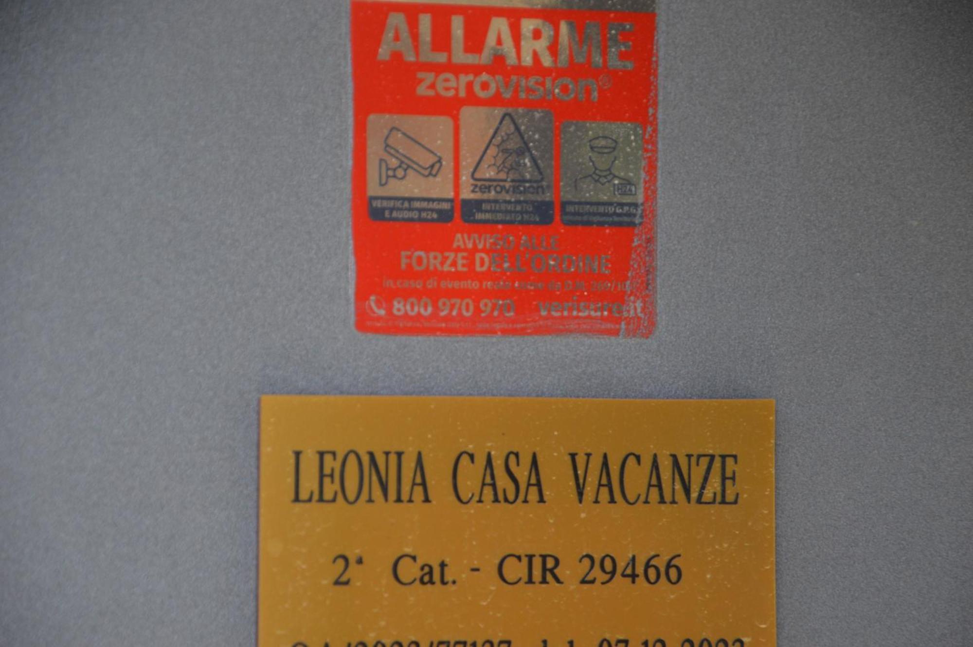 Leonia House *